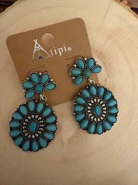 Tipi Turquoise Concho Dangle Earrings Western Cowgirl Silver Tone NWT